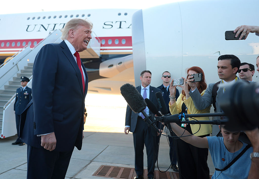 Trump finds another way to shut out CNN