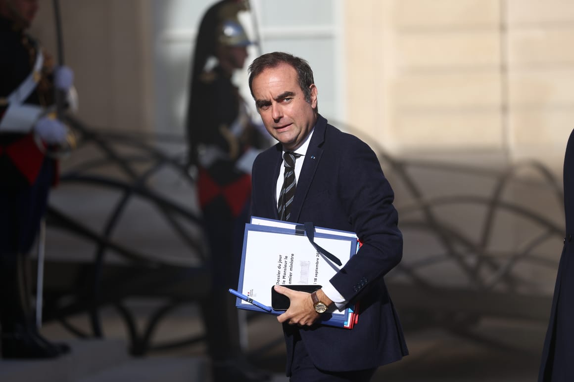 Budget : le gouvernement envisage un gel “réversible” des retraites