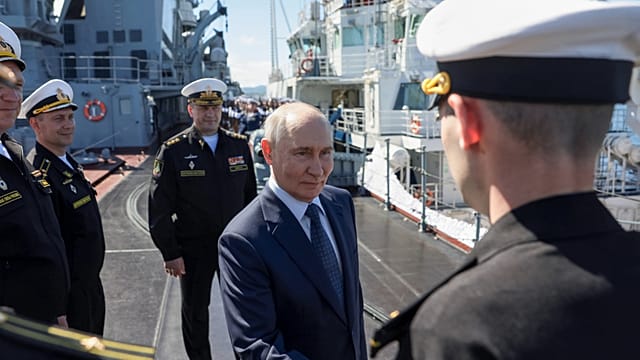Eight countries including China join military exercises in Russia