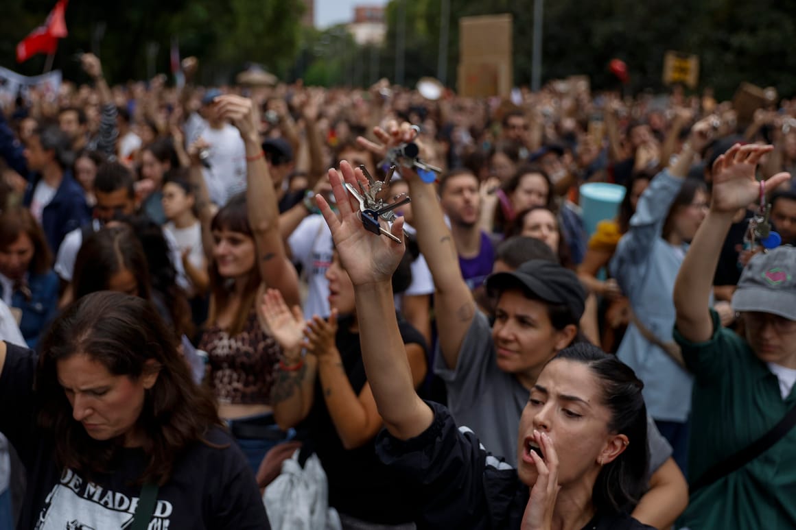 From the rent crisis to Trump: 5 things that will shape Spain’s snap election