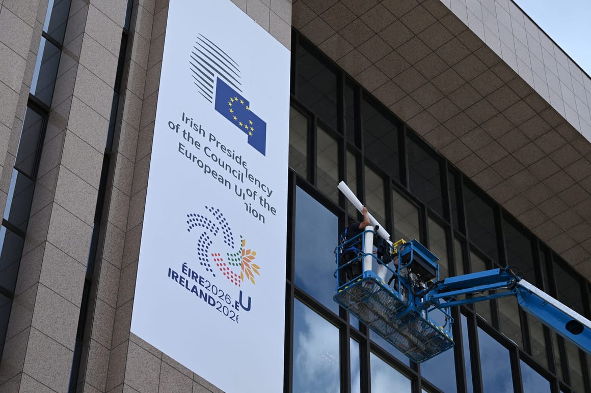 EU budget slashed by €159B in new Irish proposal