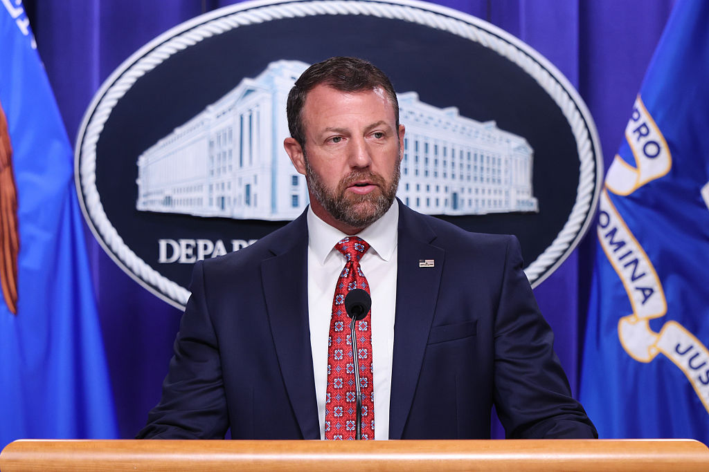 Mullin shrugs off execution concerns: “No one has to watch it”