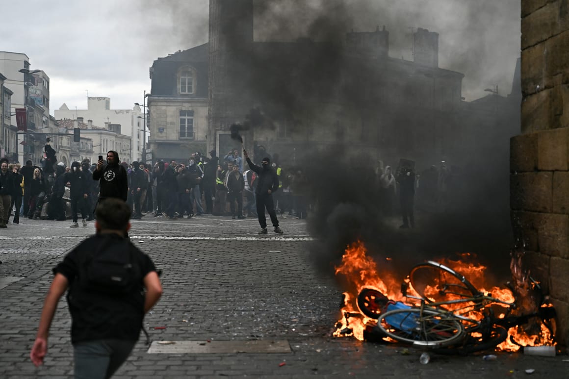 Police, protesters clash ahead of mass demonstrations in France