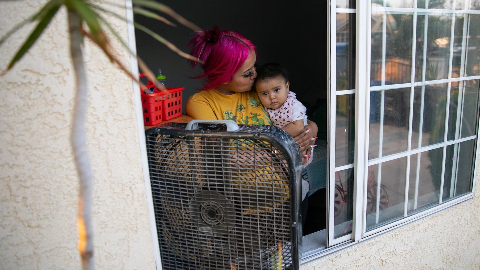 As Extreme Heat Worsens, Renters Are Gaining a ‘Right to Cooling’