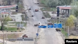 Oleshky Truce Enters Third Day As Humanitarian Hopes Collide With Russia Deportation Fears